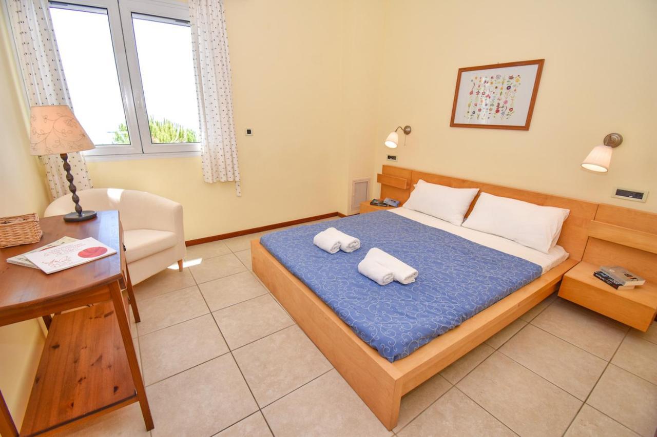 Corfu Resorts Apartments Pelekas Exterior photo