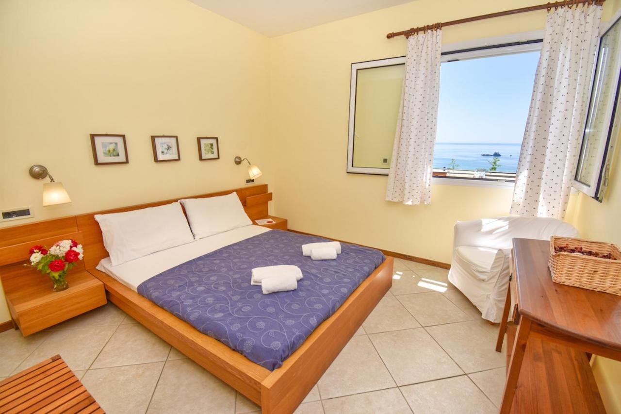 Corfu Resorts Apartments Pelekas Exterior photo
